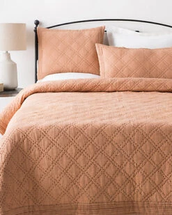 Kojo Texture Quilt Set Home